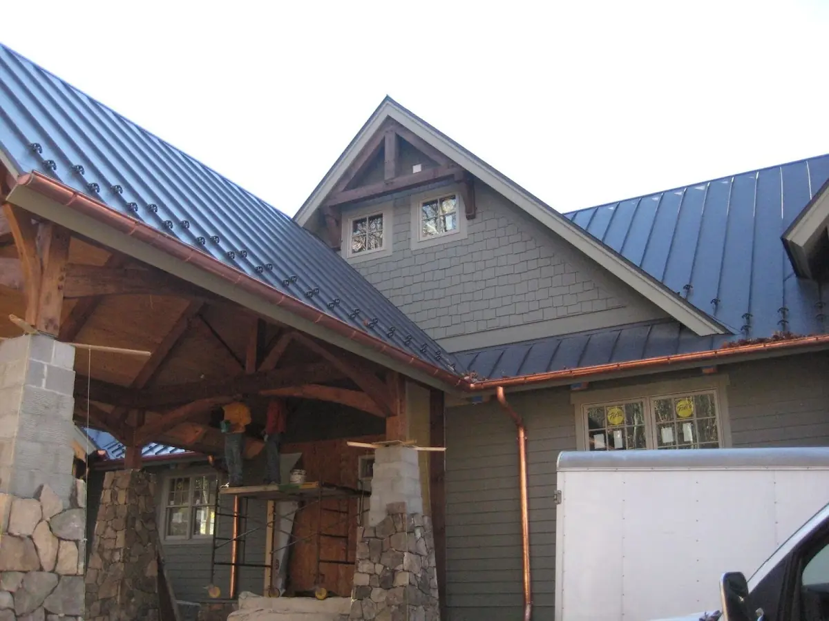 Craftsman Roofing team delivering quality roofing work in Woodcrest Acres